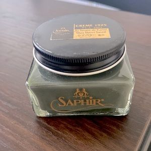 Saphir leather shoe cream